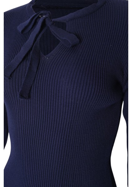 Kadın Triko Fiyonk Yaka Basic Body