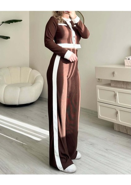 Kadın Acı Kahve Yanları Şeritli Düğme Detaylı Garnili Takım fiyatları