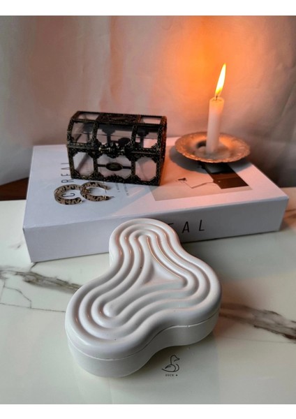 Çizgili Asimetrik Taş Tozu Dekoratif Kutu/mumluk