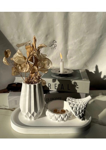 Geometrik Vazo ve Işlemeli Kapaklı Takı Kutu Set