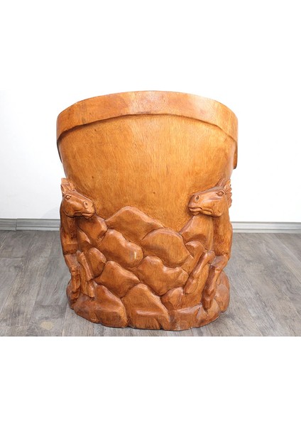 Maun Ağacı El Oyması At Işlemeli Koltuk LIV1921 fiyatları