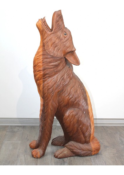 Maun Ağacı El Oyması Uluyan Kurt Figürü LIV19235