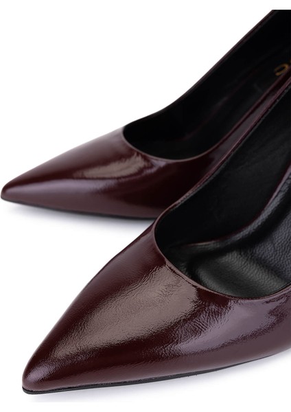 Kadın Hakiki Deri Bordo Rugan Topuklu Ayakkabı 1160 26979 Bn Ayk SK25-26 Bordo Krsk Rgn modelleri