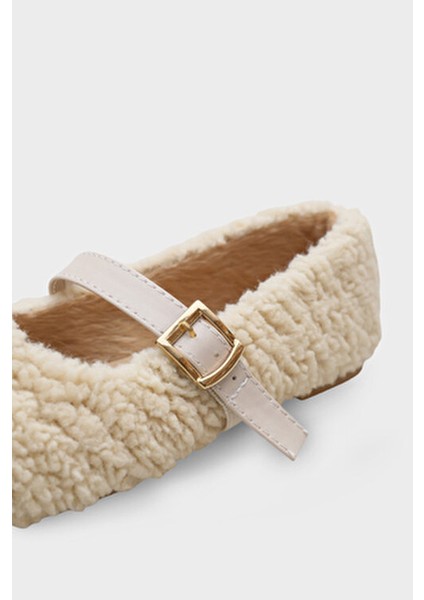 Kasey Kürklü Kadın Babet modelleri