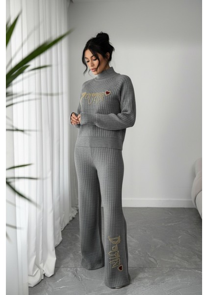 Fitilli Dokulu Inci Işlemeli Parmak Geçirmeli Yarım Balıkçı Yaka Triko Ikili Takım - Gri modelleri