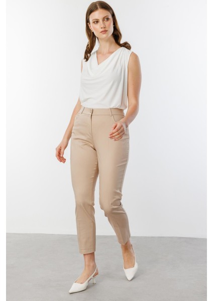 Dar Paça Büyük Pantolon fırsatları