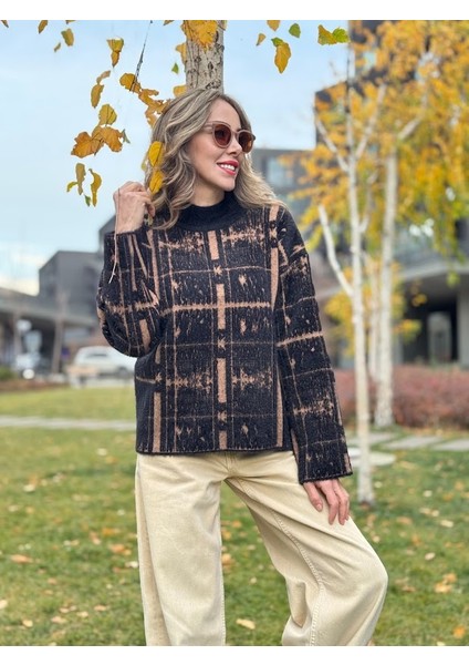 Sakallı Triko Yumoş Kazak