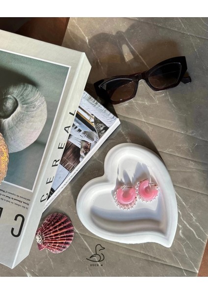 Kalp Görünümlü Taş Tozu Dekoratif Tabak modelleri