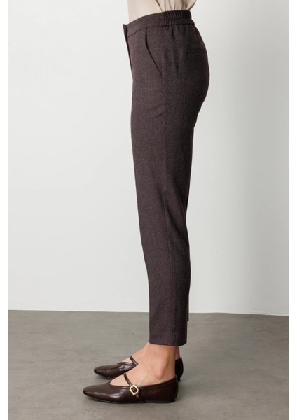 Beli Lastikli Dar Paça Pantolon fırsatları