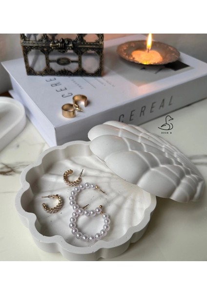 Istiridye Görünümlü Kapaklı Dekoratif Tabak