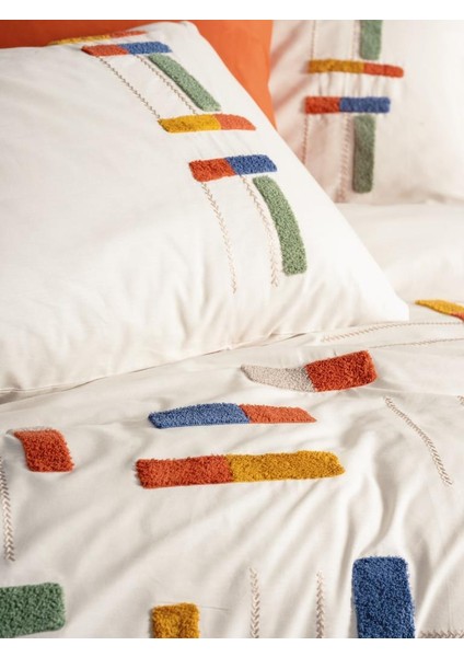 Puff Nakışlı Ranforce Çift Kişilik Nev Takımı Katy Tarçın fiyatları