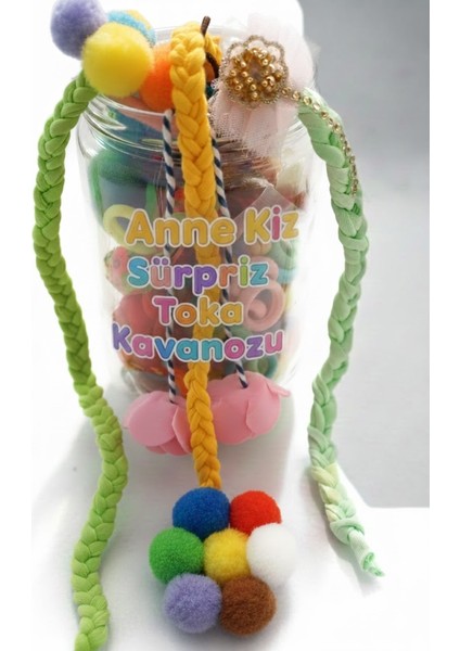 Anne & Kız Kombinleri Için Sürpriz Toka Kavanozu! (115 Parça)