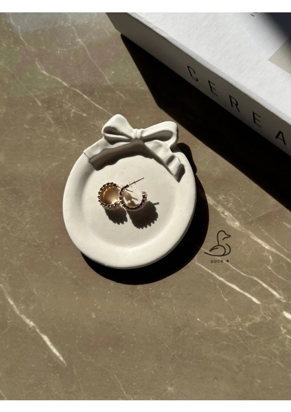 Kurdele Görünümlü Dekoratif Takı Tabağı 6x6 cm fiyatları