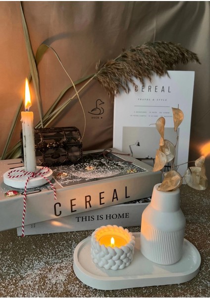 Dekoratif Çizgili Vazo ve Örgü Görünümlü Mumluk Set fırsatları