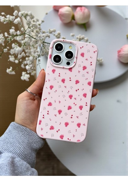 iPhone 15 Pro Max Uyumlu Pembe Çiçek Desenli Lansman Liquid Silikon Yumuşak Kılıf