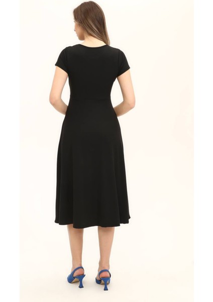 Kadın Renkli Belden Oturma Eteği Yırtmaçlı Salaş Elbise fırsatları