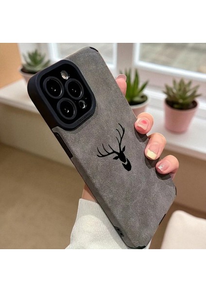 iPhone 16 Pro Uyumlu Geyik Desenli Premium Süet Dokulu Kamera Korumalı Kılıf indirimleri