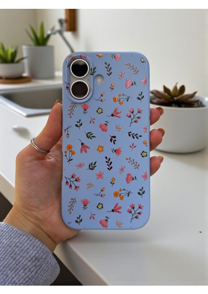 iPhone 16 Uyumlu Mavi Çiçek Desenli Lansman Liquid Silikon Kılıf
