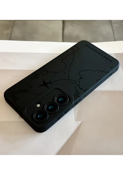 Samsung S24 PLUS/S25 Plus Uyumlu – Siyah Harita Desenli Yumuşak Silikon Kılıf fırsatları