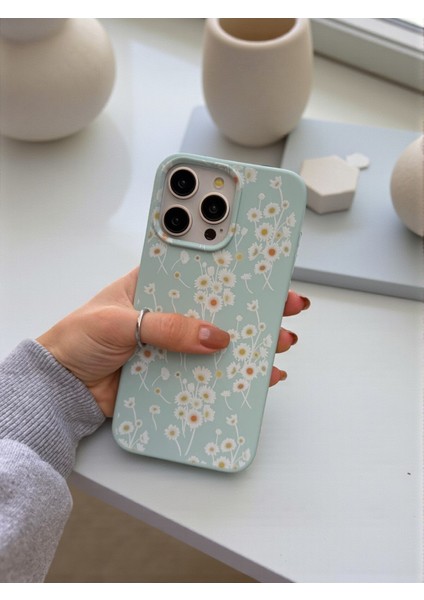 iPhone 14 Pro Max Uyumlu Papatya Desenli Fıstık Yeşili Lansman Liquid Silikon Kılıf modelleri