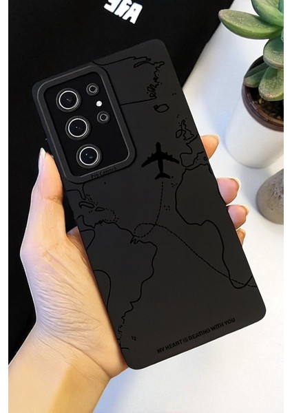 Samsung S25 Ultra Uyumlu – Siyah Harita Desenli Yumuşak Silikon Kılıf