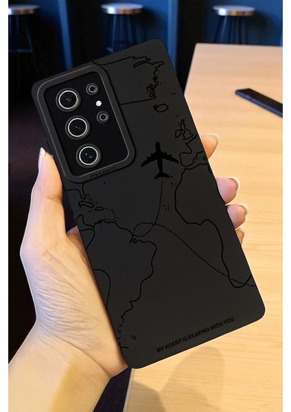 Samsung S25 Ultra Uyumlu – Siyah Harita Desenli Yumuşak Silikon Kılıf fırsatları