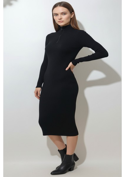 Kadın Fermuarlı Siyah Uzun Elbise