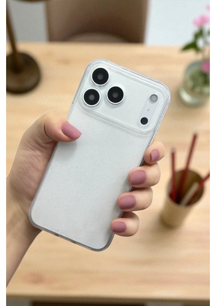 Apple iPhone 17 Pro Max Uyumlu – Simli Şeffaf, Yumuşak Silikon Kılıf, Darbeye Karşı Dayanıklı Kapak