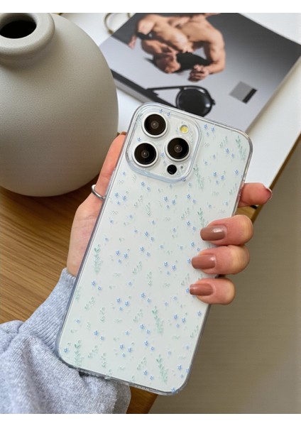 iPhone 15 Pro Max Uyumlu Şeffaf Çiçek Desenli Yumuşak Kamera Korumalı Silikon Kılıf indirimleri