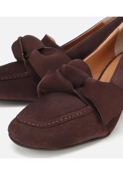 01AYH315450A480 KADIN Süet Kahverengi Fiyonk Detaylı Kalın Topuklu Ayakkabı modelleri