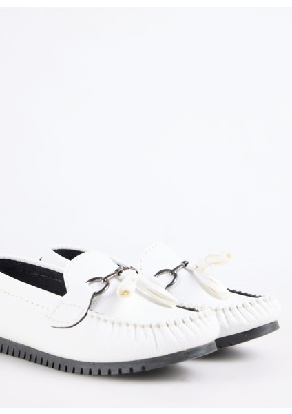 Beyaz Kadın Loafer Emaı indirimleri