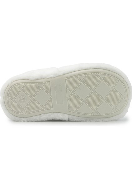 609076.Z5PR Beyaz Kadın Ev Ayakkabısı fırsatları