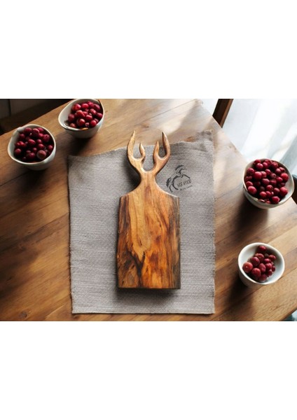 Ceviz Ağacı Geyikli Kesme Tahtası, Geyikli Sunumluk, Geyik Boynuzlu Sunum Tahtası, Servis Tahtası