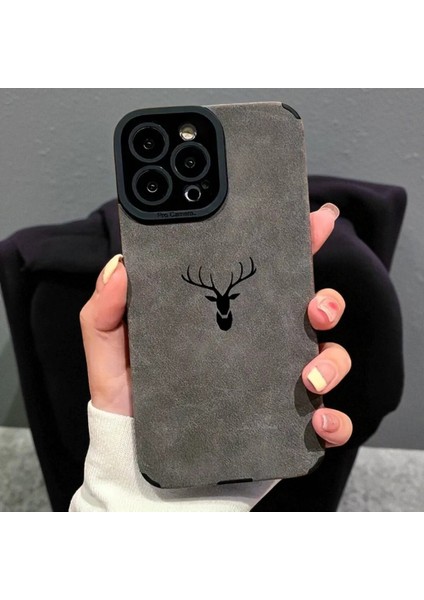 iPhone 12 Pro Max Uyumlu Geyik Desenli Premium Süet Dokulu Kamera Korumalı Kılıf