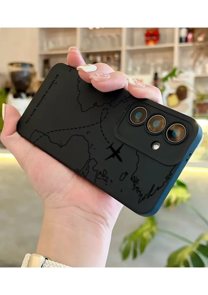 Samsung S24 Fe Uyumlu – Siyah Harita Desenli Yumuşak Silikon Kılıf fiyatları