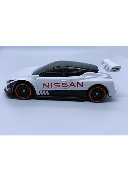 Wheels - Nissan Leaf Nismo RC_02 - Hw Modified 4/5 - HKK50 - Short Card - Beyaz - Mattel 2023 fiyatları