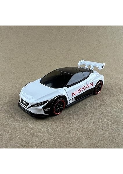 Wheels - Nissan Leaf Nismo RC_02 - Hw Modified 4/5 - HKK50 - Short Card - Beyaz - Mattel 2023 modelleri