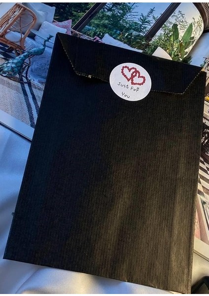 Renkli Bantlı Hediye Paketi Banded Claret Color Gift Package 15 * 4 * 21 cm 4lü (Siyah) fiyatları