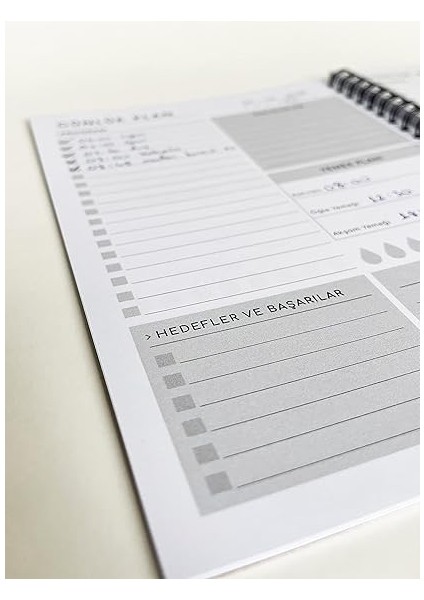 Tanıtım 120 Günlük Tarihsiz Spiralli Planlayıcı - A5 Boyutu, 60 Yaprak (120 Sayfa), 90 Gr. Ivory Kağıt (Siyah Kapak) fırsatları