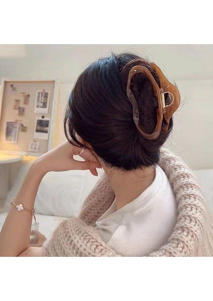 Büyük Plaka Saç Bulutları Kavrama Klipsi Kadın Başın Arkası Mizaç Köpekbalığı Klipsi Yüz Saç Kartı Kafa Aksesuarları Dışında Gelişmiş Yaratıcılık Duygusu (Yurt Dışından) fiyatları