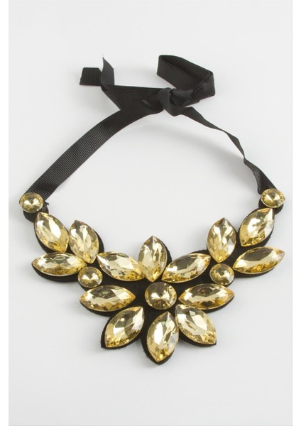 Çiçek Taşlı Yaka Kolye