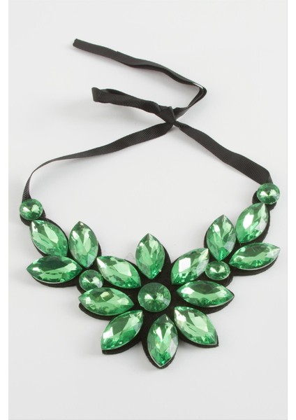 Çiçek Taşlı Yaka Kolye