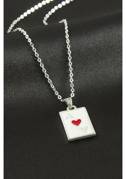 Iskambil Mineli Kolye