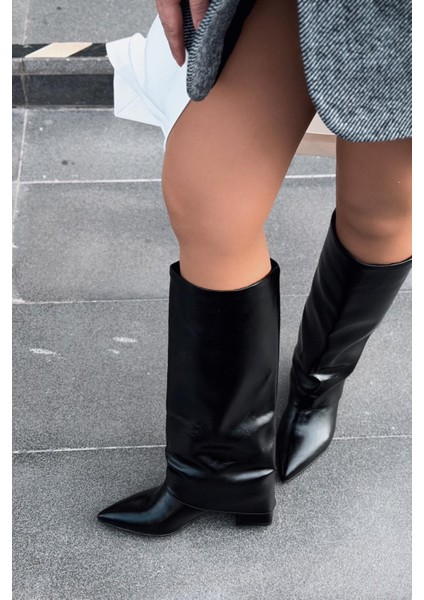 Jasmir Kadın Topuklu Çizme Siyah Parlak Deri fırsatları