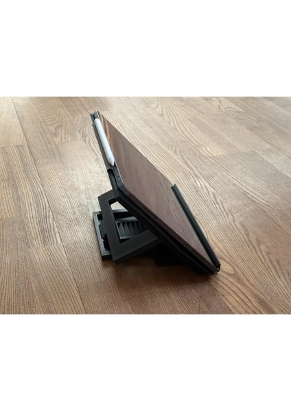 CRAFTSY3D Tablet Standı – 3D Baskı Masaüstü Destek ve Tutucu Aksesuar