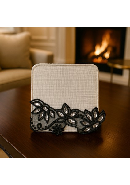 El Nakışı Siyah Floral Motifli Taş Işlemeli Premium Kahve Sunum Altlığı