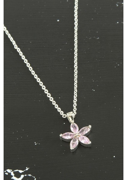 Papatya Zirkon Taşlı Trend Kolye