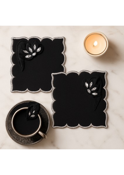 Siyah Kadife Görünümlü El Işçiliği 2 Li Sunum Matı – Kristal Taşlı, Premium Kahve Sunumluğu fırsatları