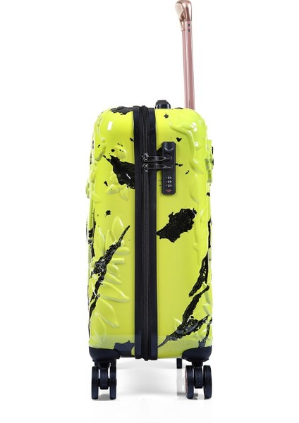 5217 Kuru Kafa Polikarbon Orta Boy Valiz modelleri