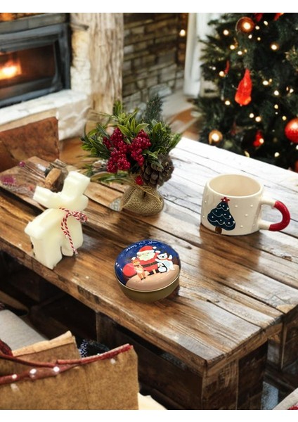 Premium Yeni Yıl Hediye Kutusu Şans Bileklik, Yılbaşı Mumu, Kupa, LED Mini Çam Ağacı, Lavanta, Çikolata fiyatları